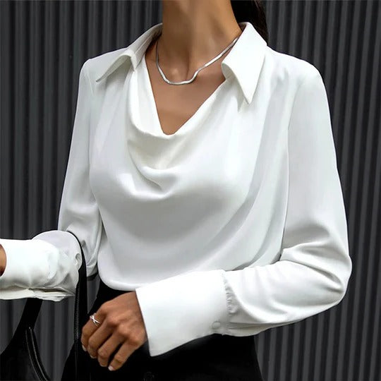Blusa elegante de seda para mujer