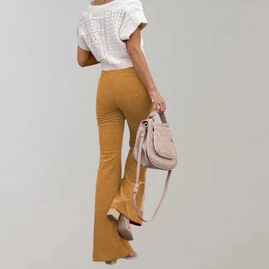 Pantalones acampanados