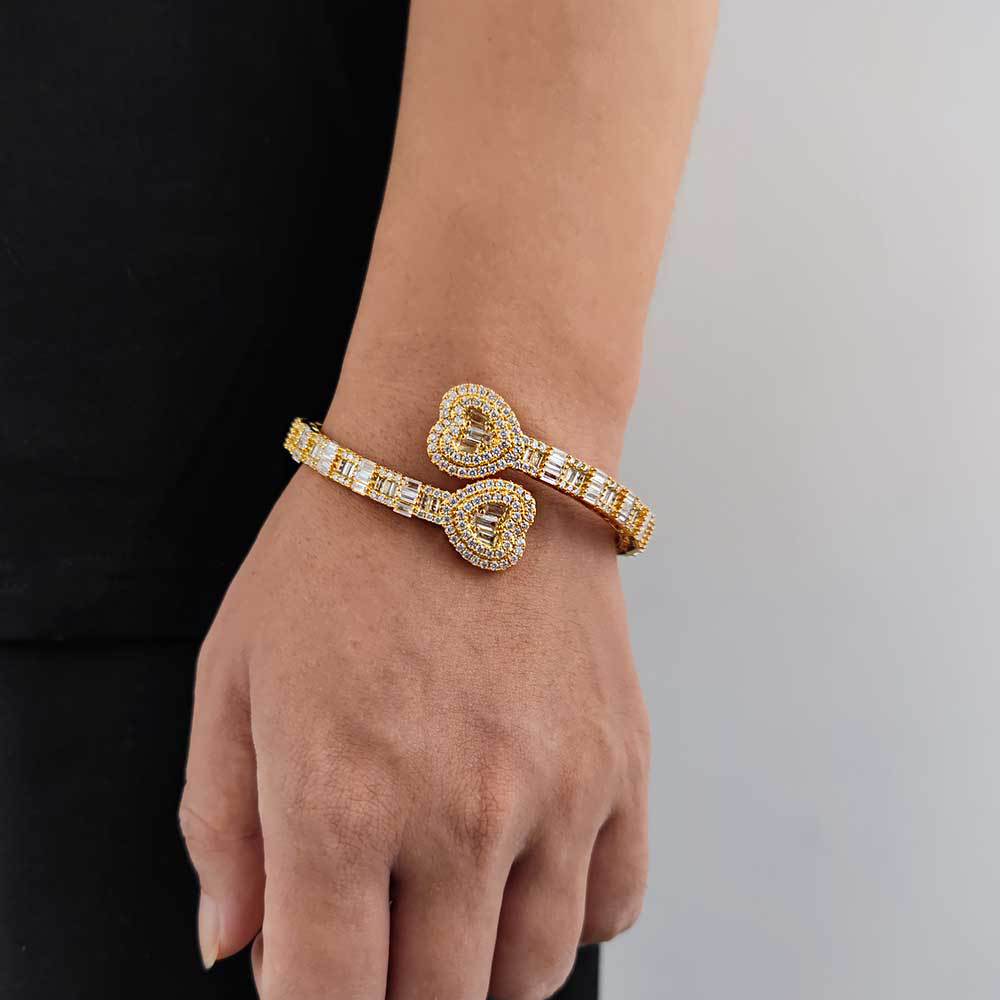 Hjärta Baguette-armring – Guldpläterad