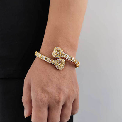 Hjärta Baguette-armring – Guldpläterad