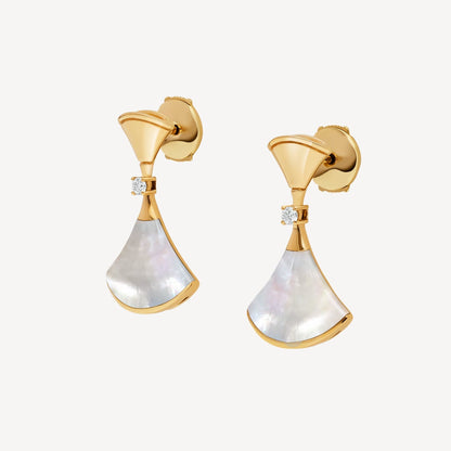 Divas’ Dream Earrings – 925 Silver, 18k Yellow Gold Plated with Mother of Pearl