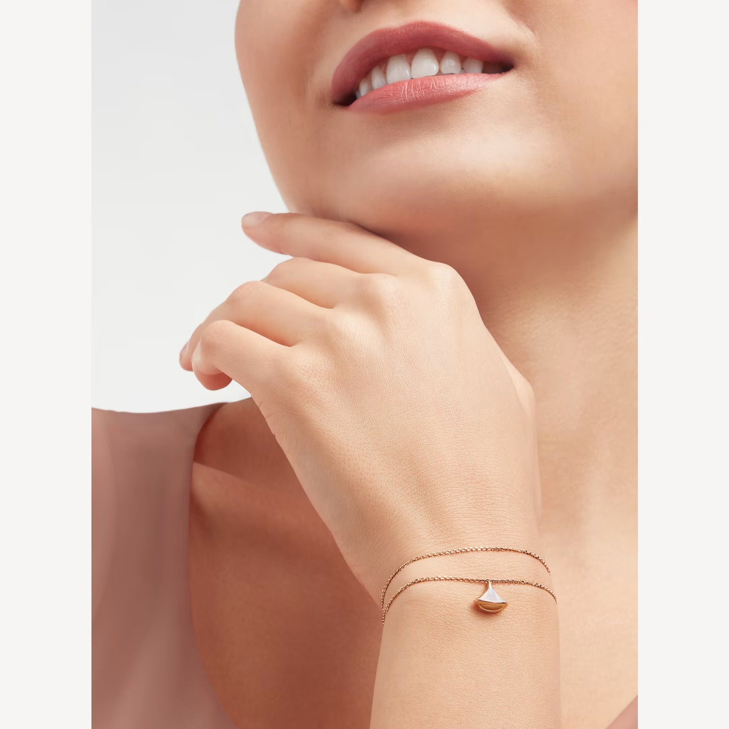 Divas' Dream Bracelet – 925 Silver, 18k Yellow Gold Plated, Mother of Pearl