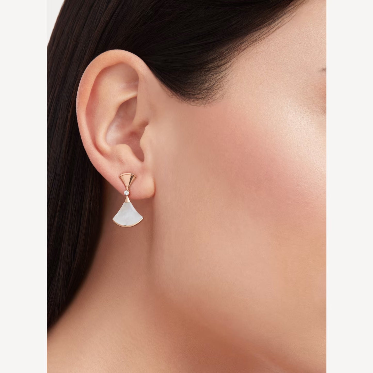 Divas’ Dream Earrings – 925 Silver, 18k Gold Plated with Mother of Pearl