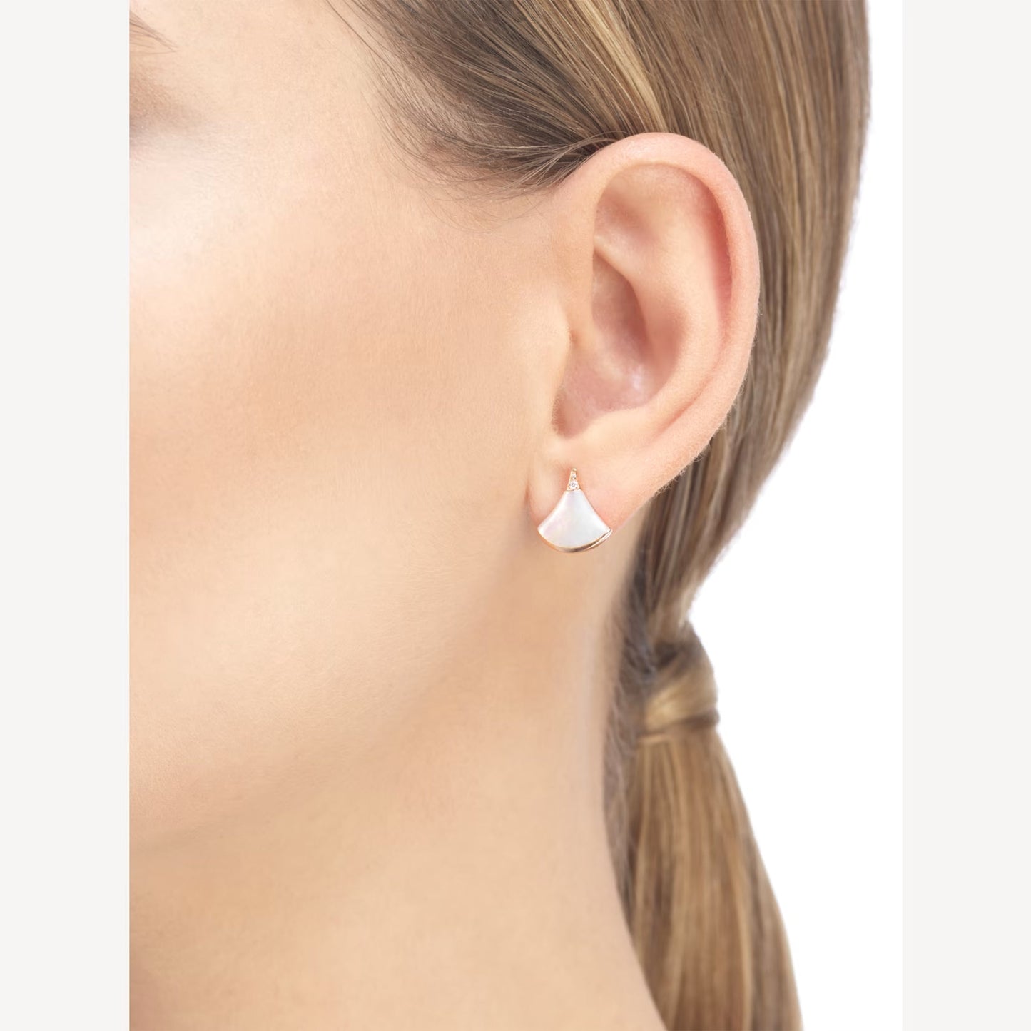 Divas’ Dream Earrings – 18k Gold Plated with Mother of Pearl