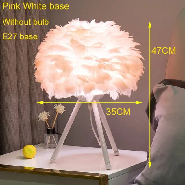 Belevue Goose Feather Lamp