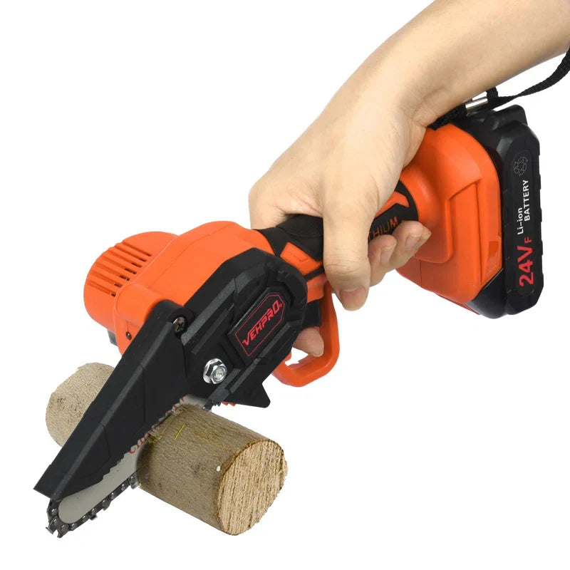 Batteridrevet ledningsfri elektrisk mini motorsag for greiner