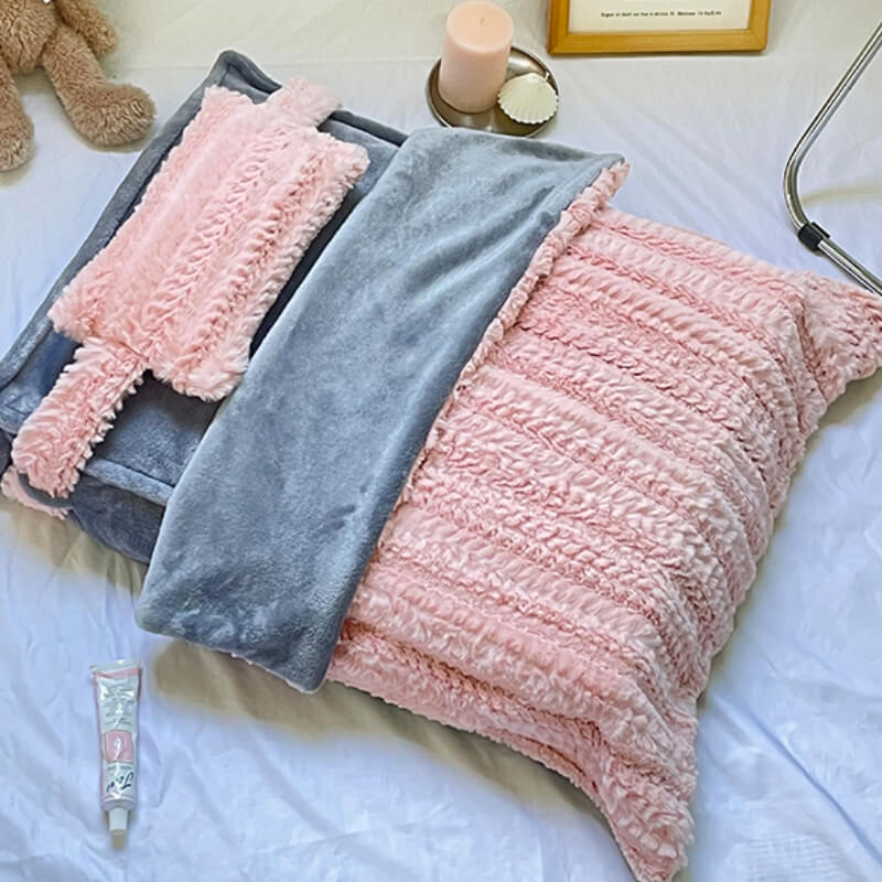 Speels roze pluche huisdierbed met kussen & deken