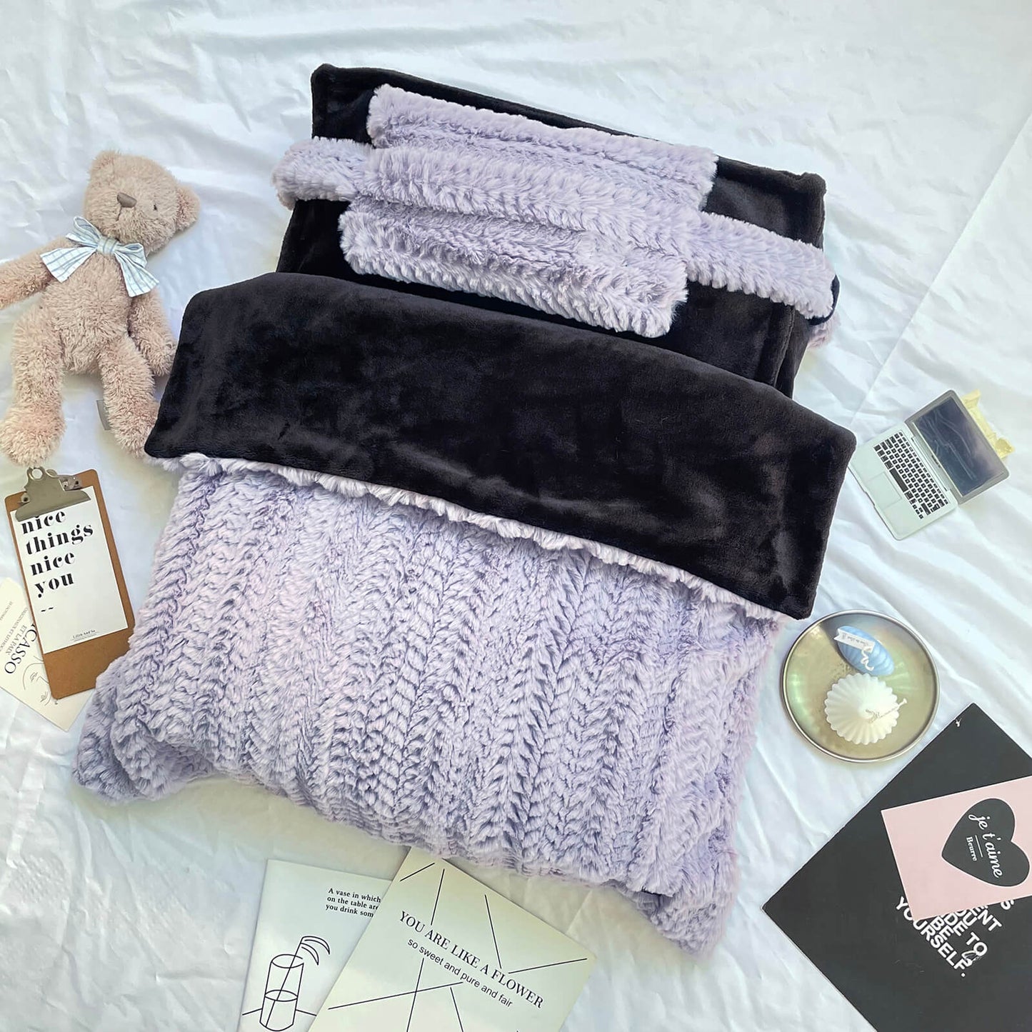 Speels roze pluche huisdierbed met kussen & deken