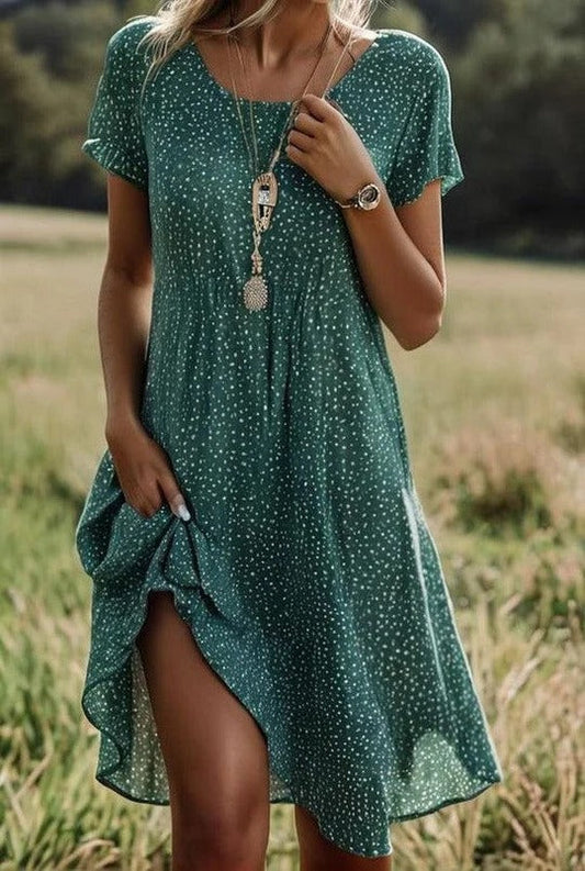 Chic Green Polka Dot Midi Dress with Short Sleeves