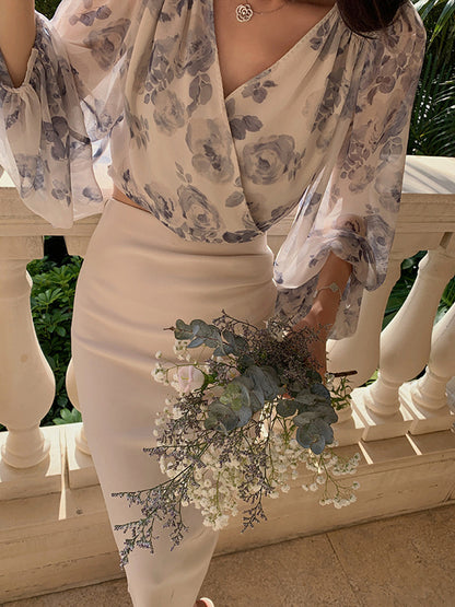Chiffon Floral V-Neck Balloon Sleeve Blouse