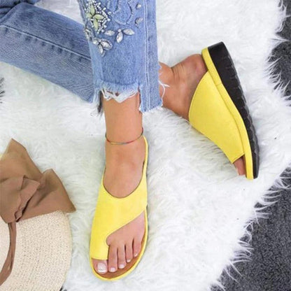 Open-Toe Sandals with Structured Footbed and Everyday Styling