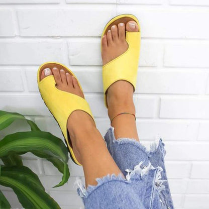 Open-Toe Sandals with Structured Footbed and Everyday Styling