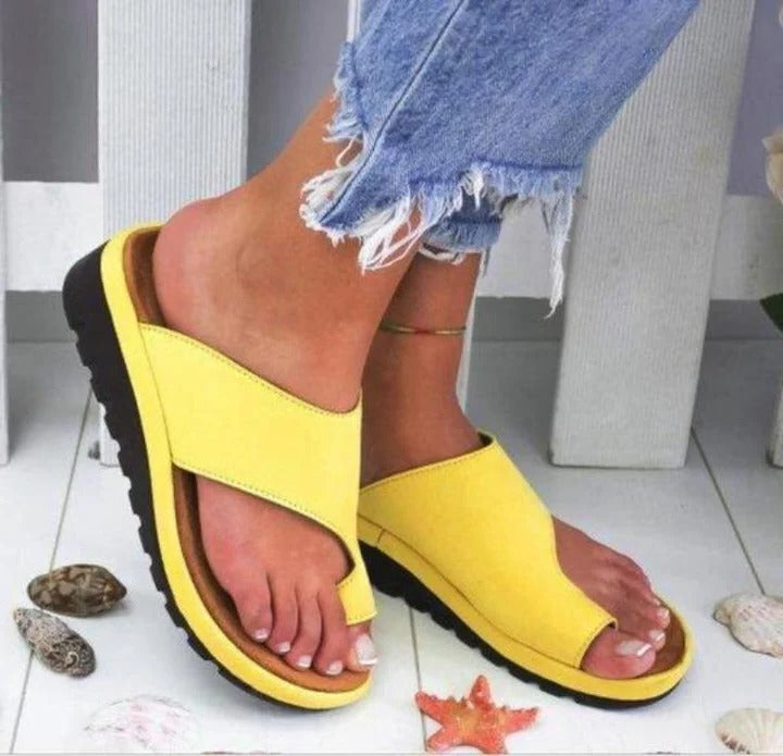 Open-Toe Sandals with Structured Footbed and Everyday Styling