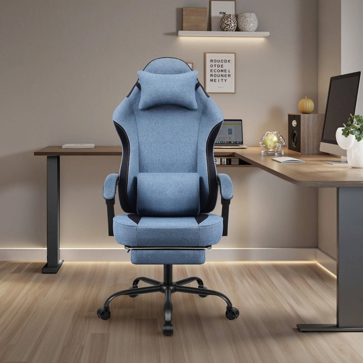 Ergonomisk gamingstol med fotstöd
