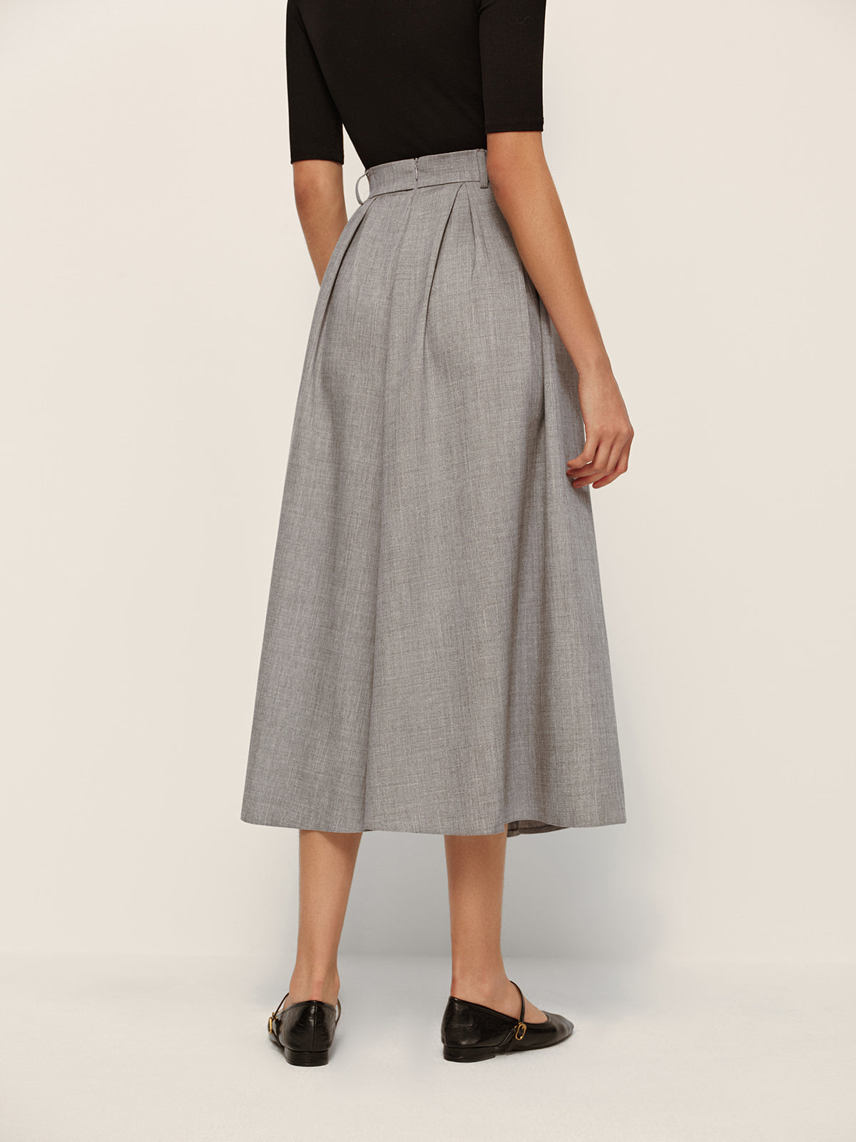 Mid-Waisted Pleated Check Skirt