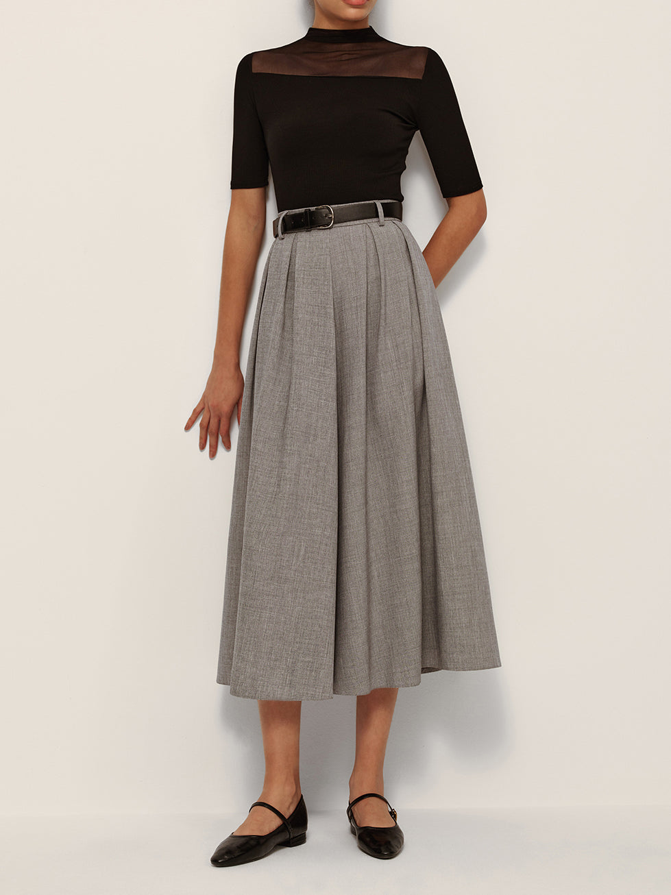 Mid-Waisted Pleated Check Skirt